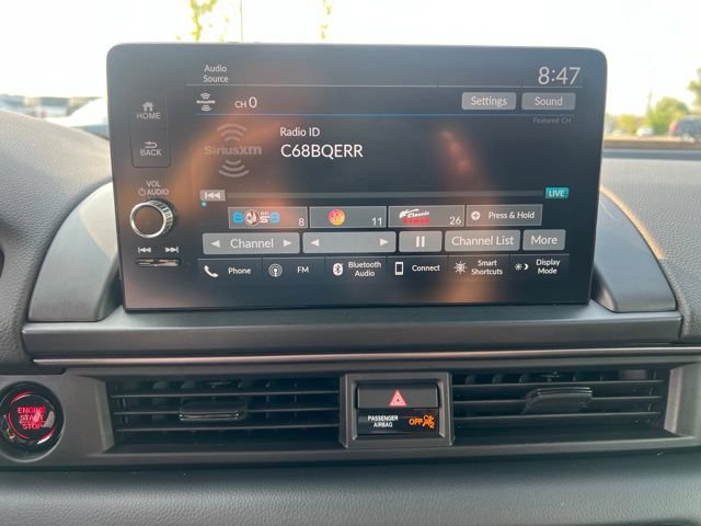 Used 2025 Honda Pilot TrailSport image 31