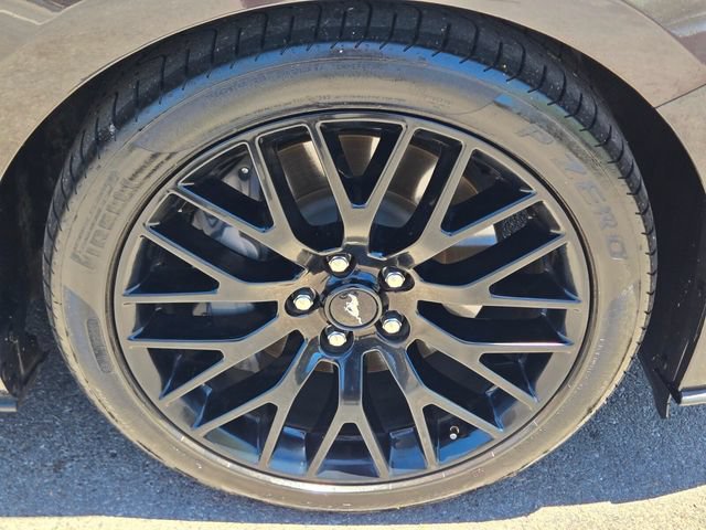Used 2022 Ford Mustang GT Premium w/ Ford Safe & Smart Package RWD image 9