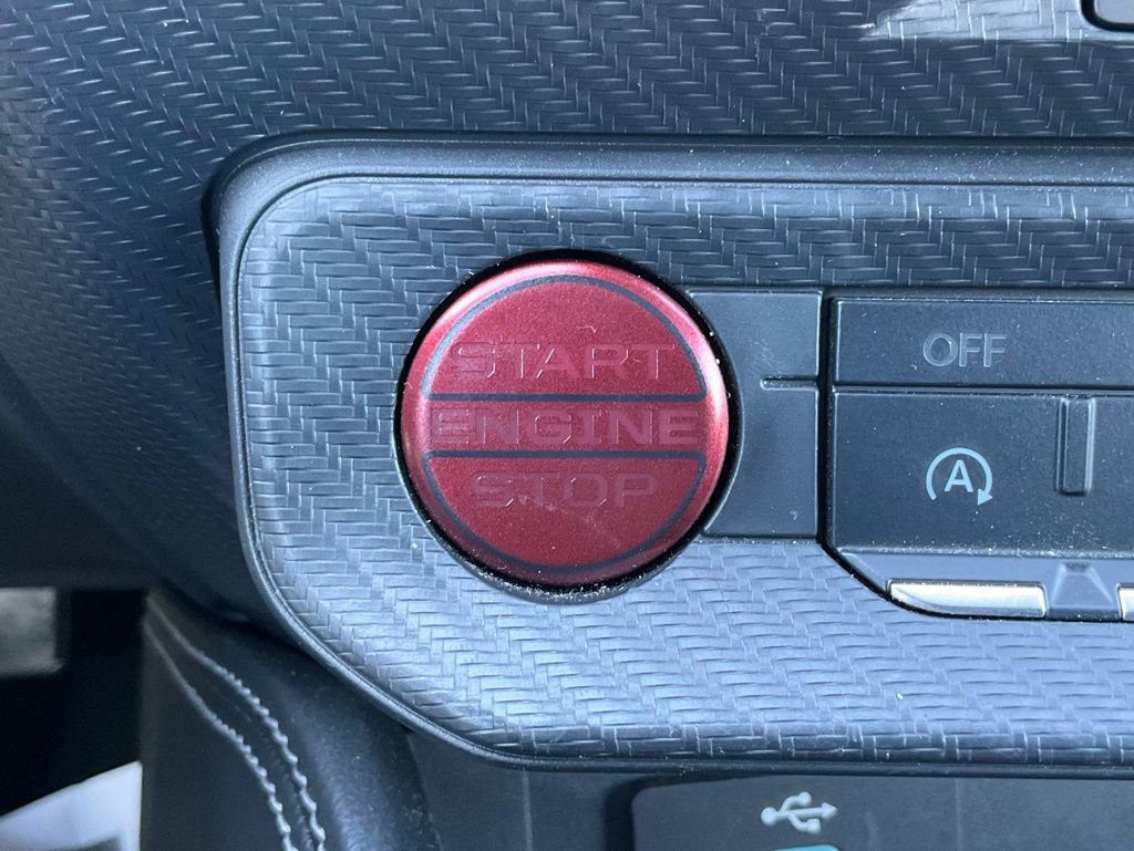 Used 2025 Ford Mustang GT Premium image 31