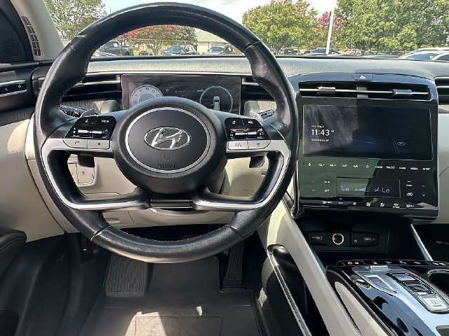 Used 2022 Hyundai Tucson Limited w/ Cargo Package AWD/4WD image 17