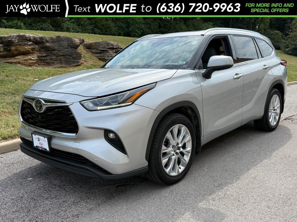 Used 2022 Toyota Highlander Limited