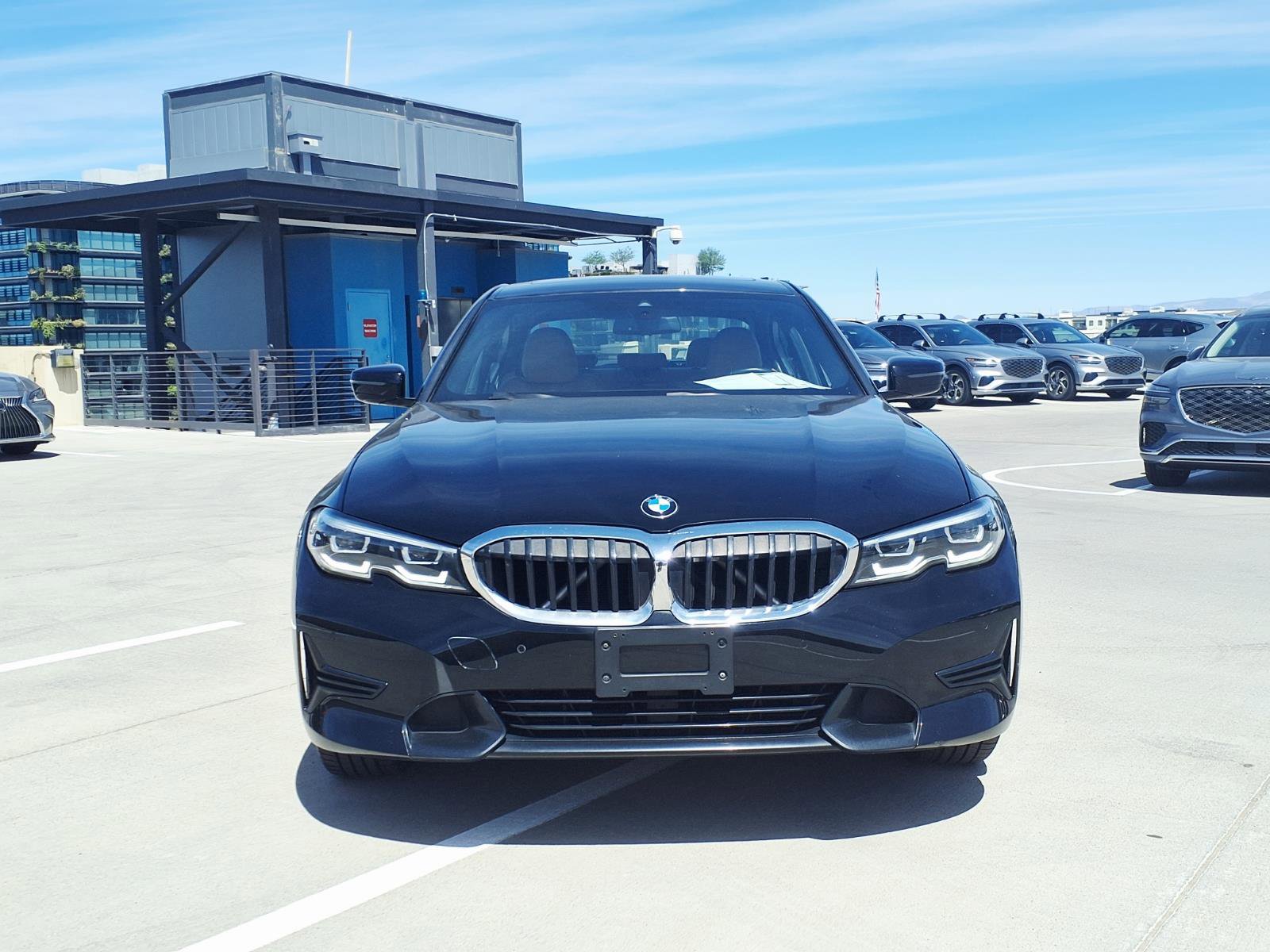 Used 2019 BMW 330i xDrive Sedan AWD/4WD image 2