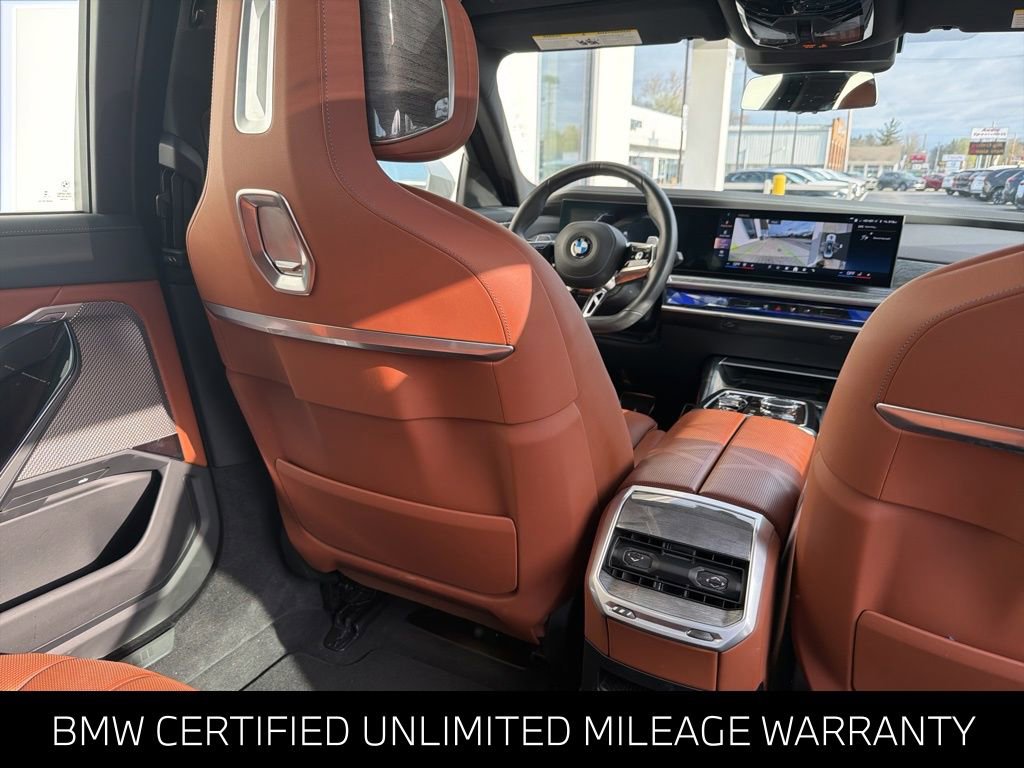 Certified 2024 BMW 760i xDrive w/ Executive Package AWD/4WD image 20