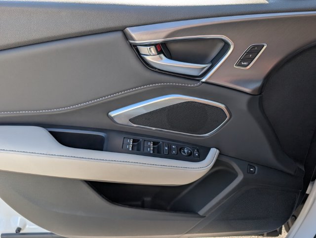 New 2026 Acura RDX SH-AWD image 16