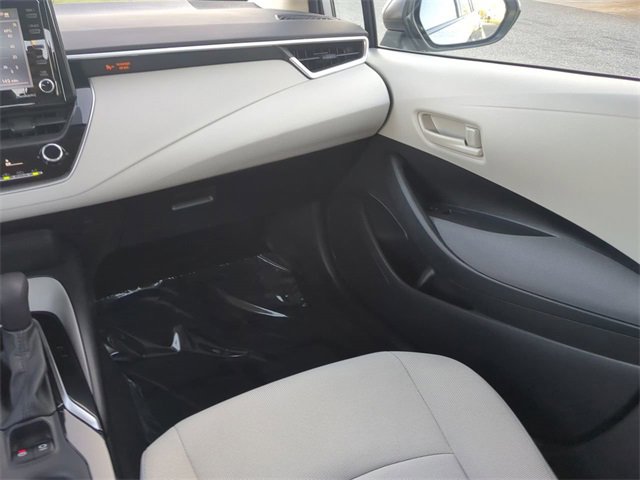 Certified 2022 Toyota Corolla LE image 16