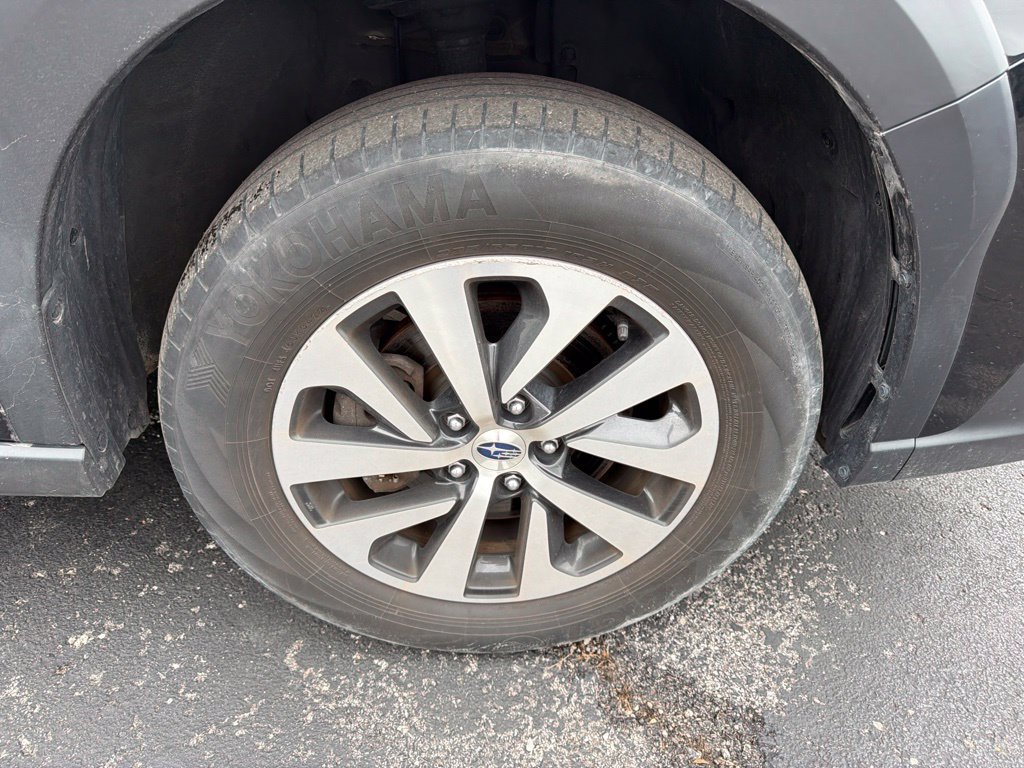 Used 2023 Subaru Outback Premium AWD/4WD image 11