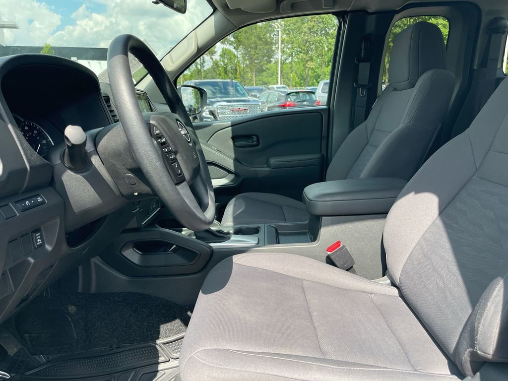 Used 2024 Nissan Frontier S w/ S Utility Package image 9