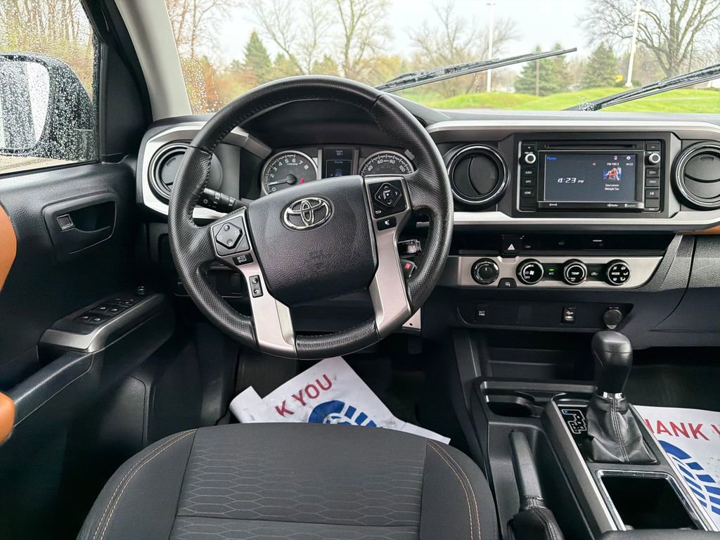 Used 2017 Toyota Tacoma SR5 w/ Tow Package AWD/4WD image 30