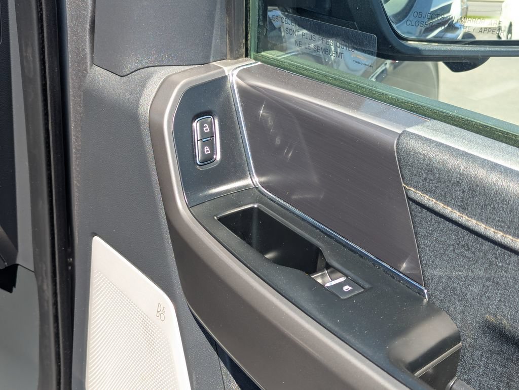 Used 2025 Ford F150 Lariat w/ Equipment Group 502A High AWD/4WD image 38