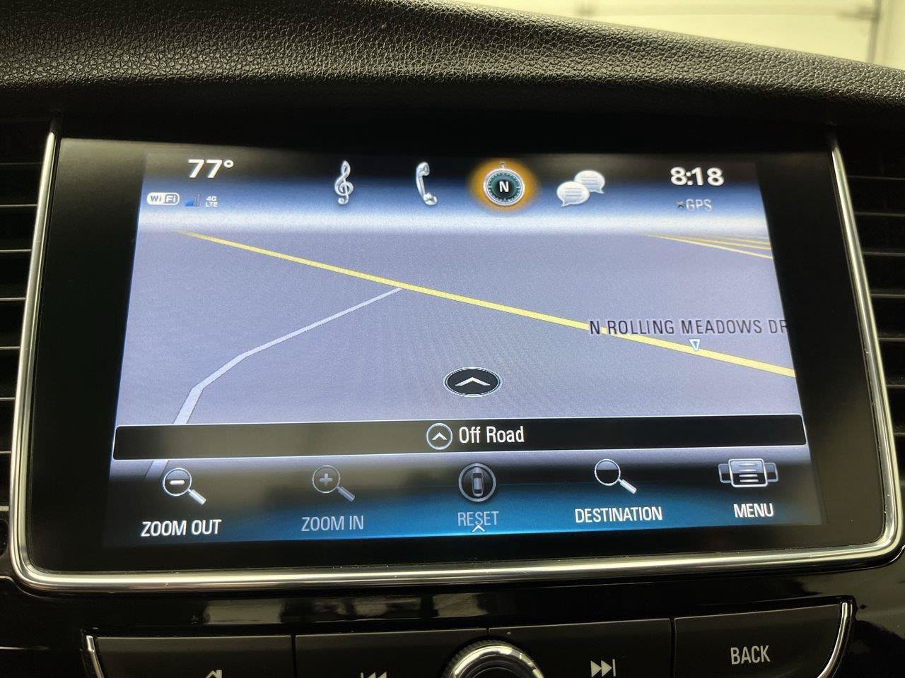Used 2019 Buick Encore Essence w/ Safety Package II AWD/4WD image 5
