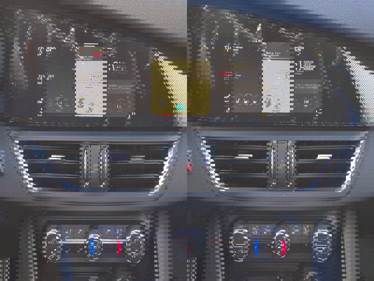 New 2025 Alfa Romeo Giulia w/ Driving Assist Package image 16