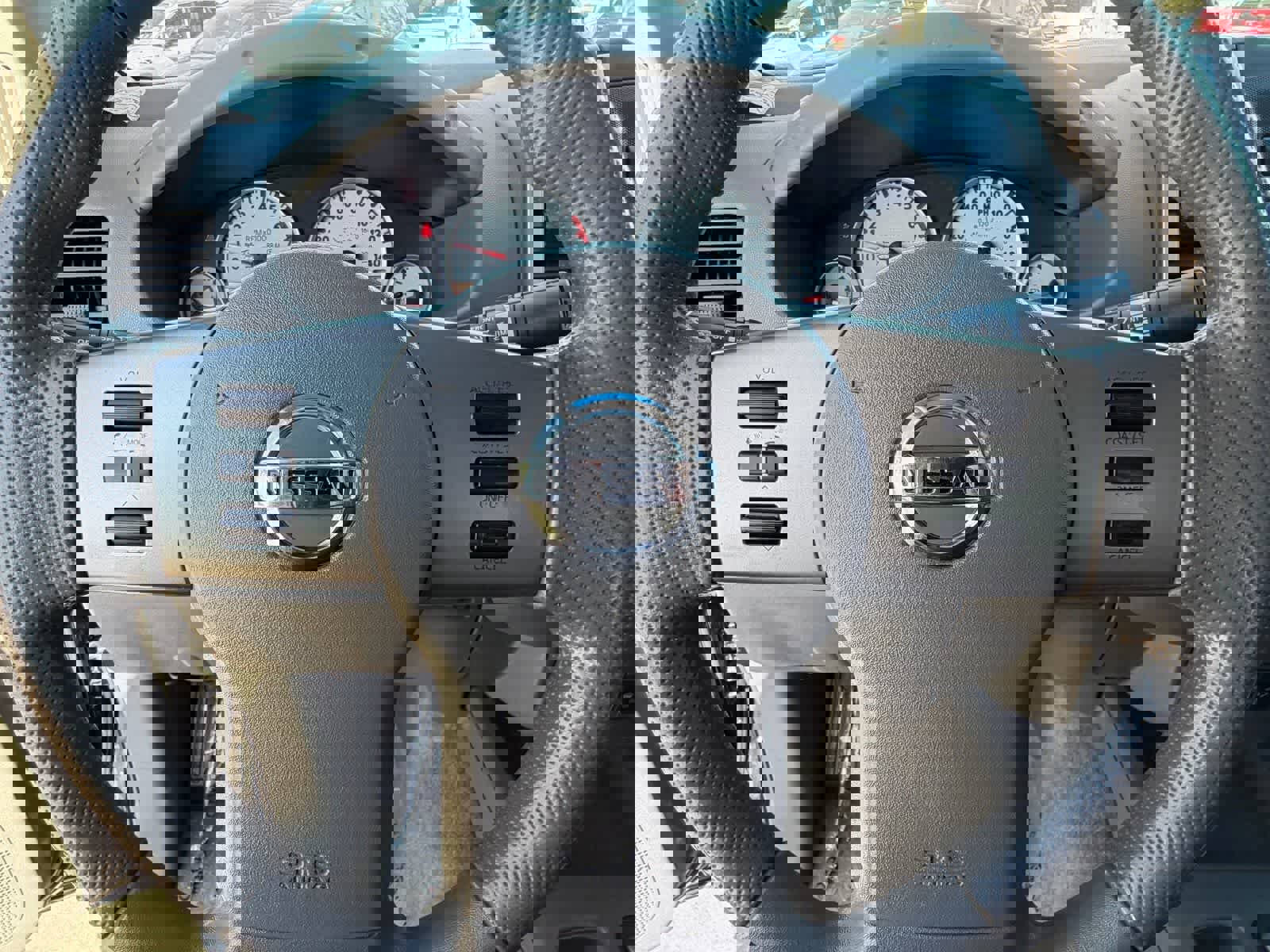 Used 2012 Nissan Frontier SV w/ Sport Appearance Pkg image 32