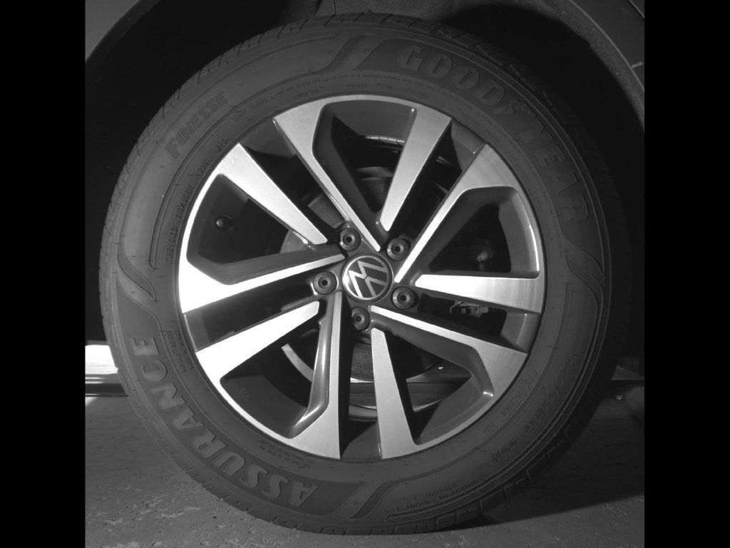 Used 2024 Volkswagen Tiguan S FWD image 4