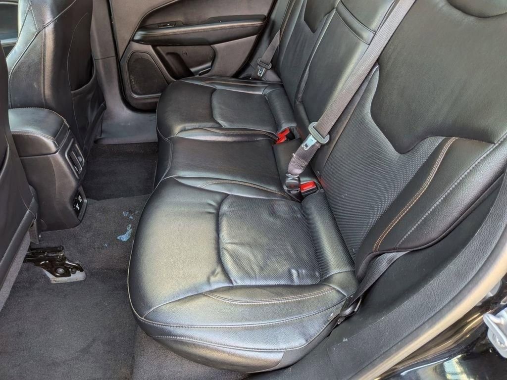 Used 2018 Jeep Compass Limited w/ Navigation Group image 25