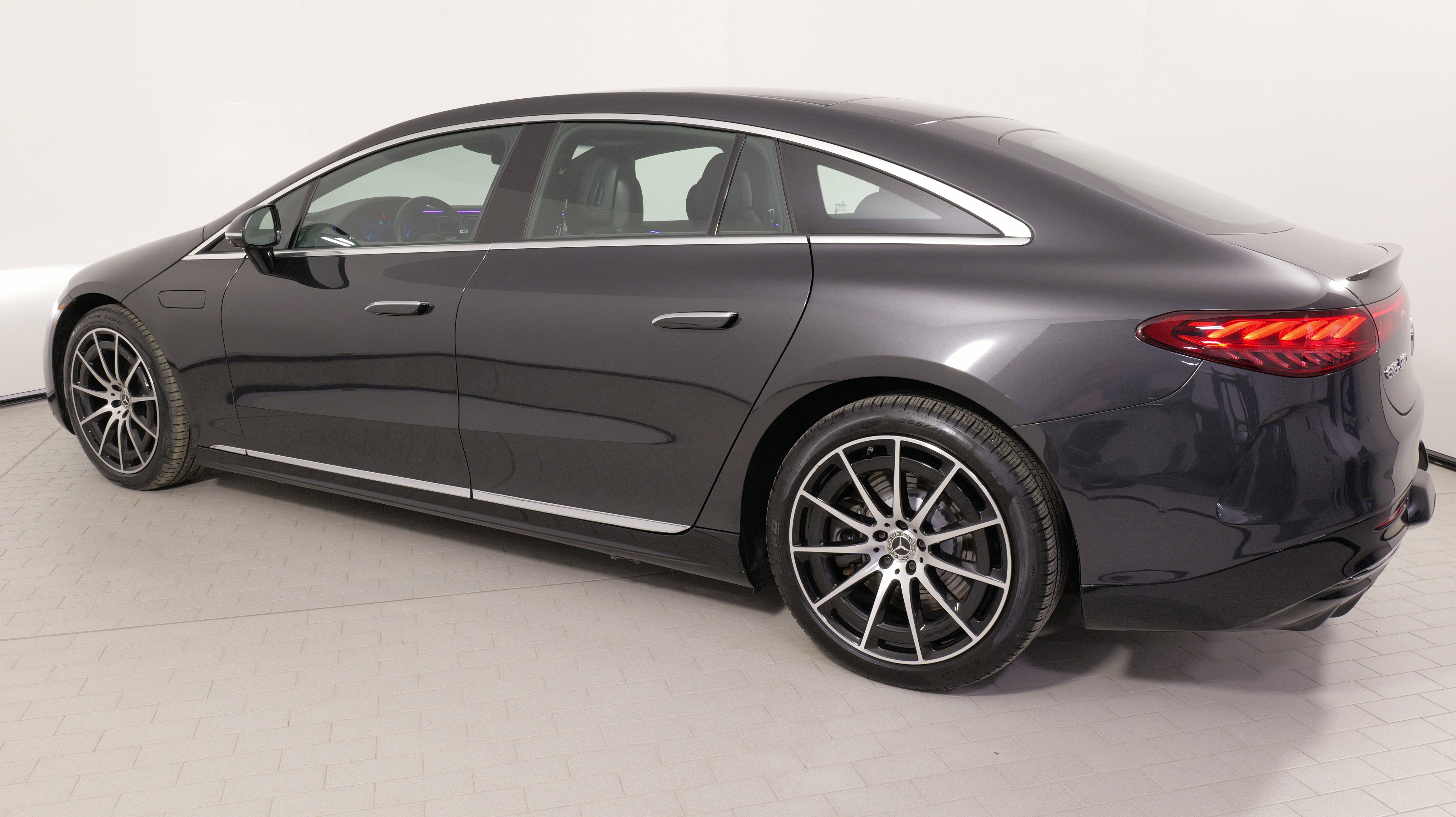 Used 2025 Mercedes-Benz EQS 580 EQS 580 4MATIC image 17