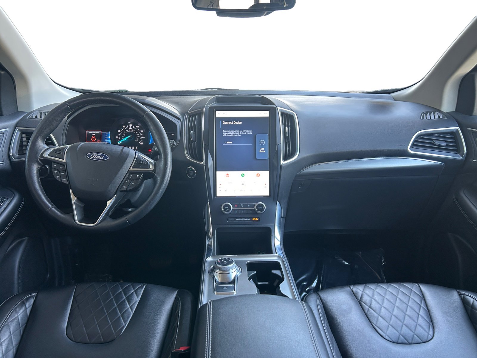 Used 2023 Ford Edge Titanium AWD/4WD image 11