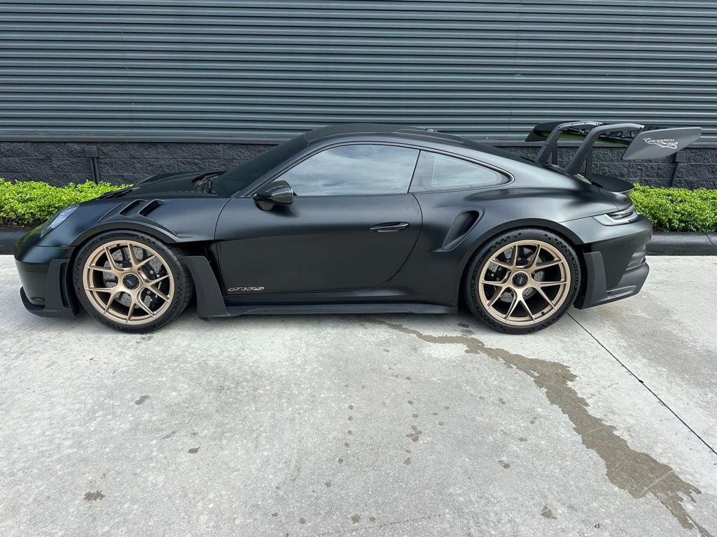 Used 2025 Porsche 911 GT3 RS RWD image 2