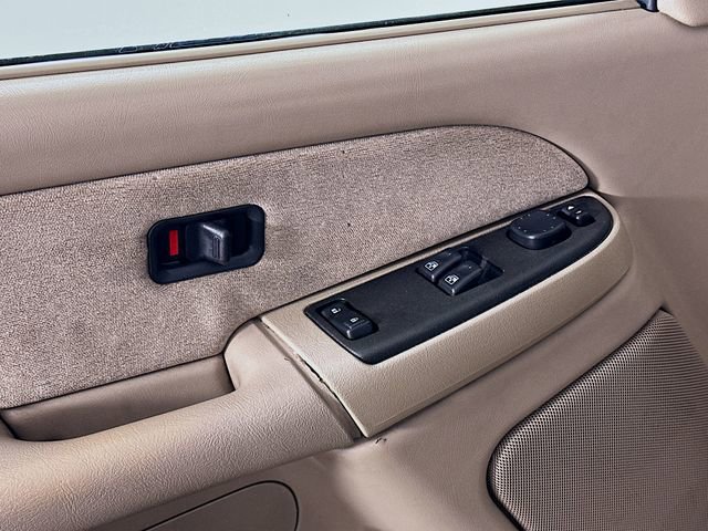 Used 2003 Chevrolet Silverado 1500 LS RWD image 15