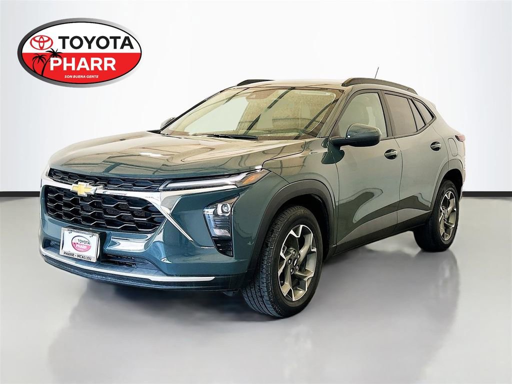 Used 2025 Chevrolet Trax LT w/ Driver Confidence Package FWD video 1