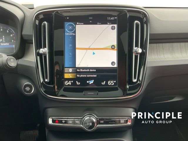 Certified 2021 Volvo XC40 T4 Inscription w/ Climate Package image 13