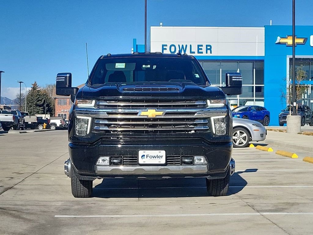 Used 2023 Chevrolet Silverado 3500 High Country image 3
