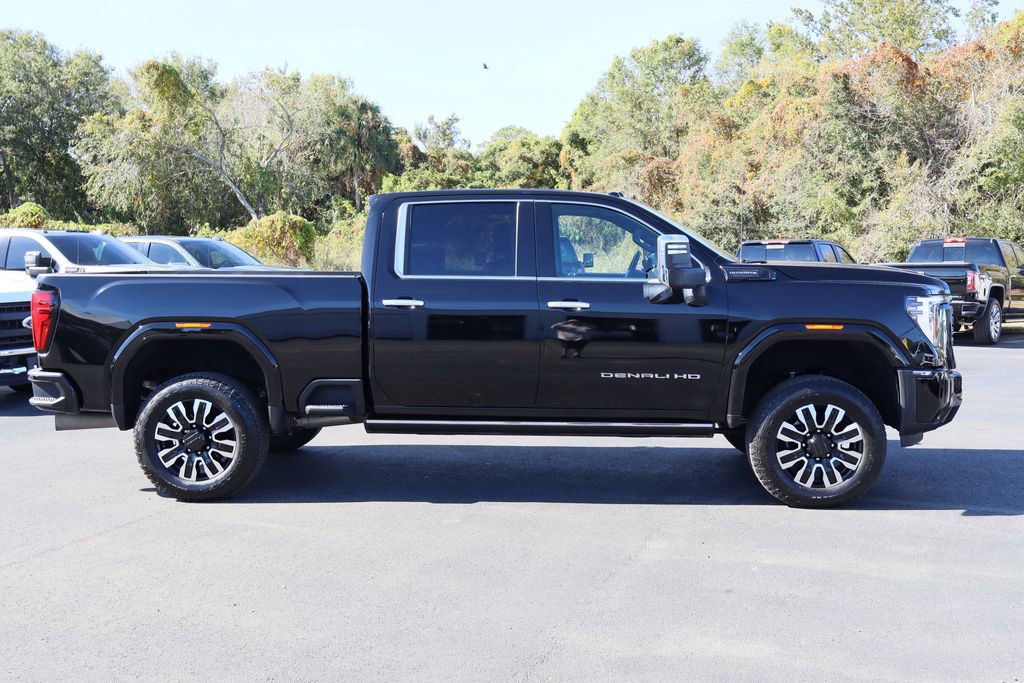 Used 2024 GMC Sierra 2500 Denali Ultimate image 9