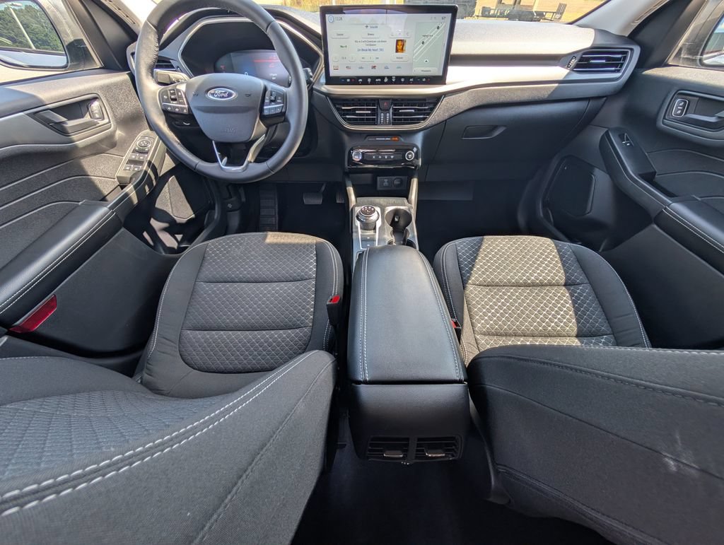Used 2023 Ford Escape Active w/ Tech Pack #1 FWD image 24