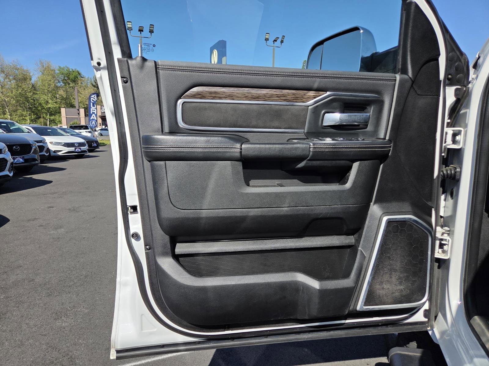 Used 2020 RAM 2500 Laramie AWD/4WD image 12