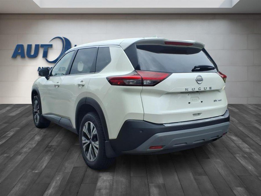 Used 2023 Nissan Rogue SV AWD/4WD image 7