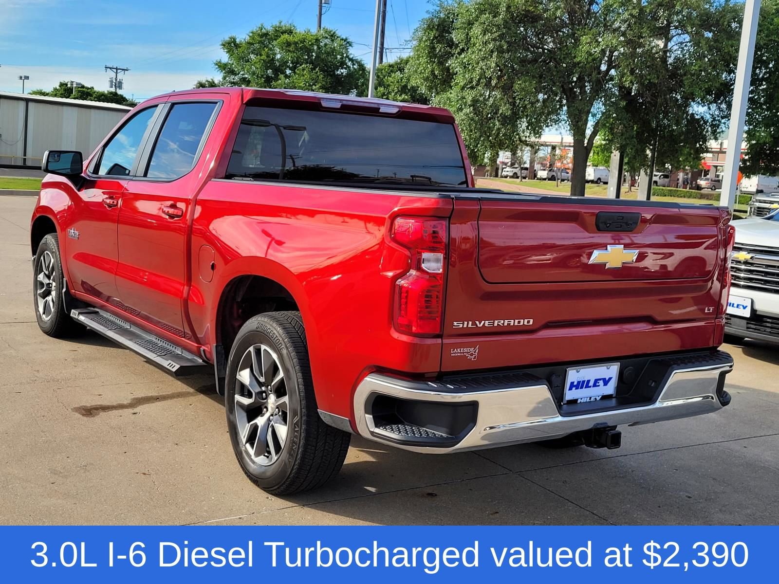Used 2024 Chevrolet Silverado 1500 LT image 3