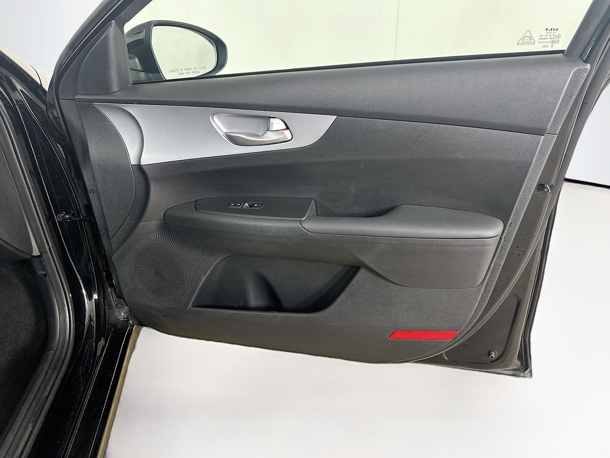 Used 2024 Kia Forte LXS image 30