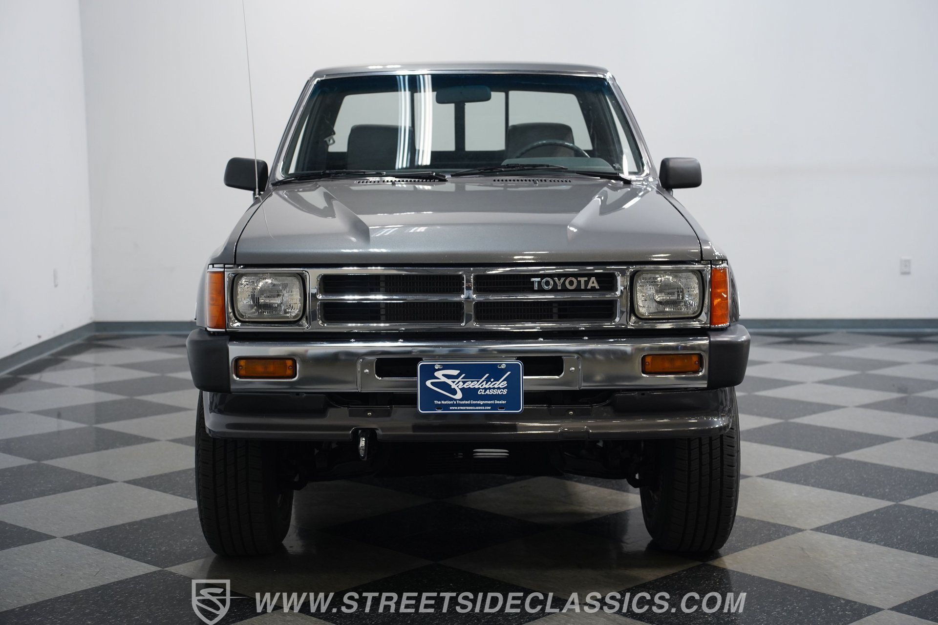 Used 1987 Toyota Pickup 4x4 Regular Cab image 18