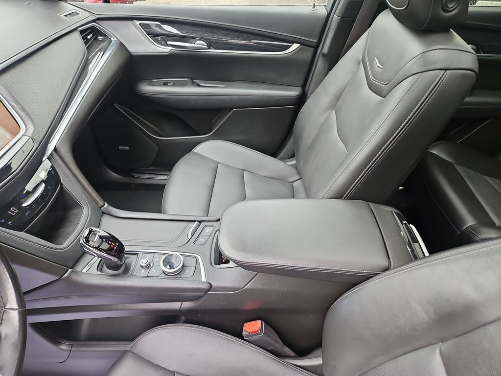 Used 2023 Cadillac XT5 Premium Luxury AWD/4WD image 27