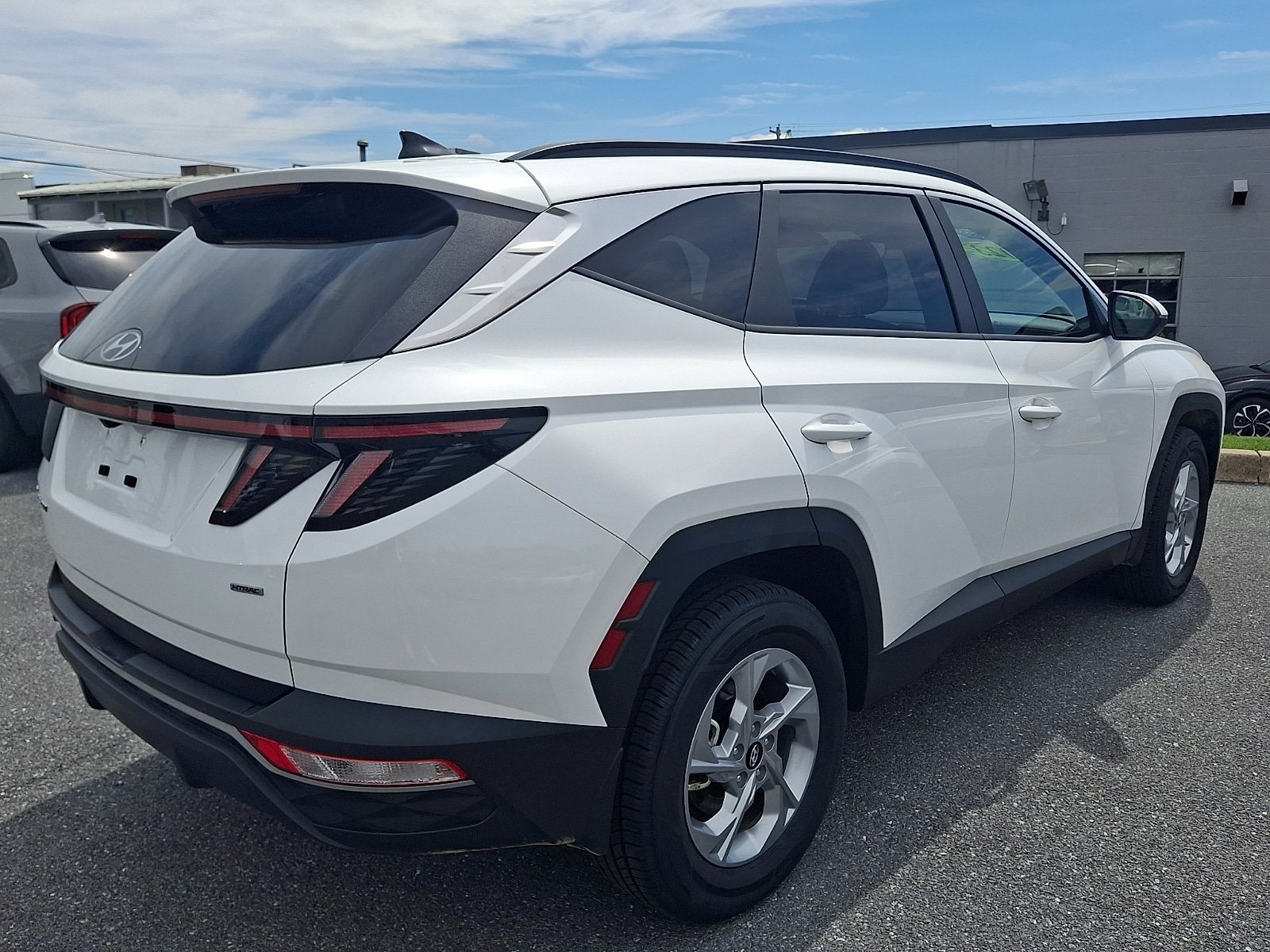 Certified 2023 Hyundai Tucson SEL AWD/4WD image 5