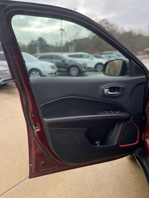 Used 2021 Jeep Compass Trailhawk image 9