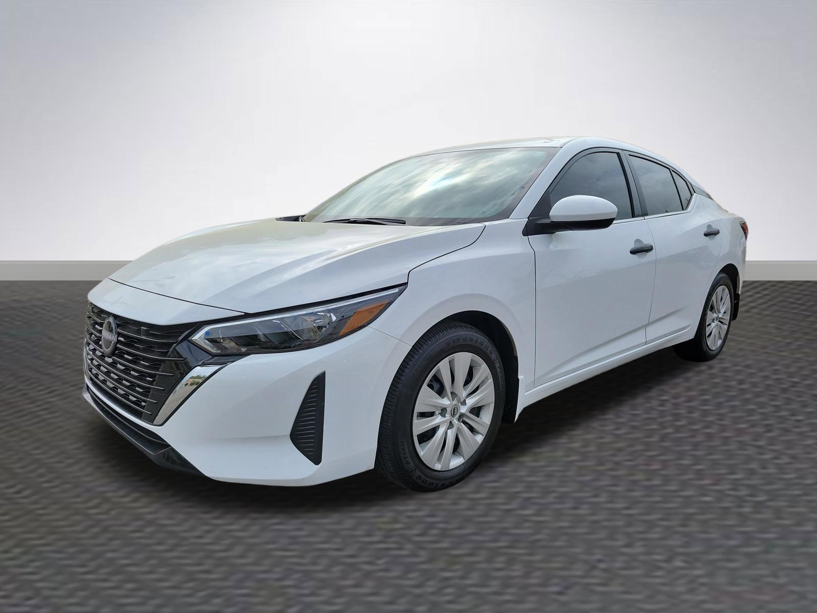 Used 2025 Nissan Sentra S image 3