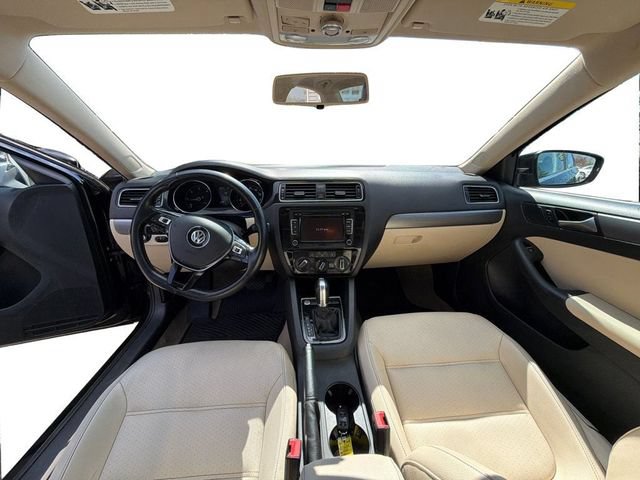 Used 2015 Volkswagen Jetta TDI S FWD image 12