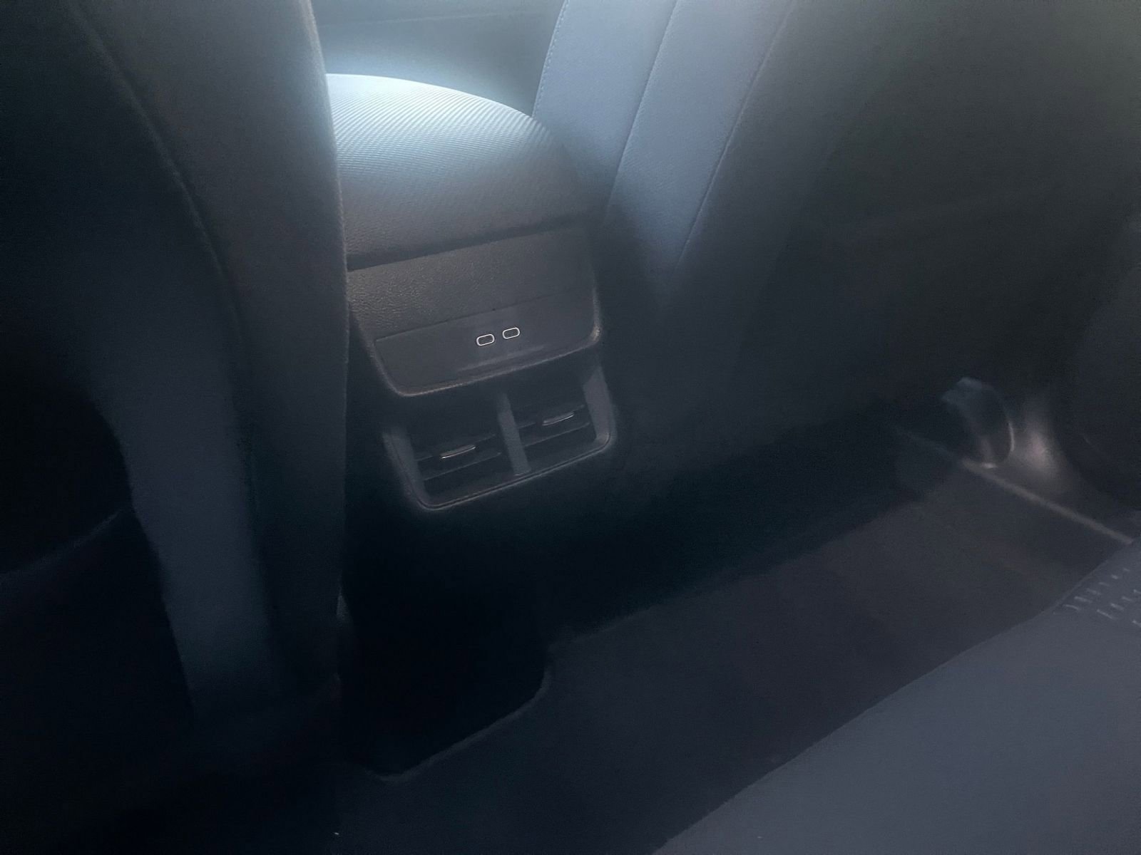 Used 2025 Chevrolet Equinox LT image 23