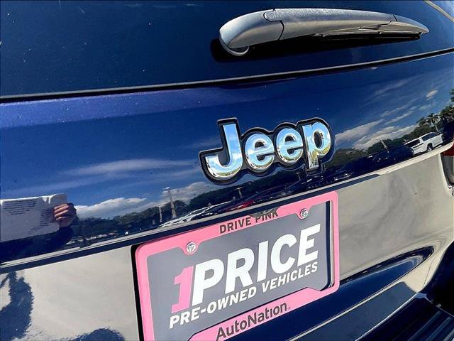 Used 2016 Jeep Grand Cherokee Limited AWD/4WD image 30