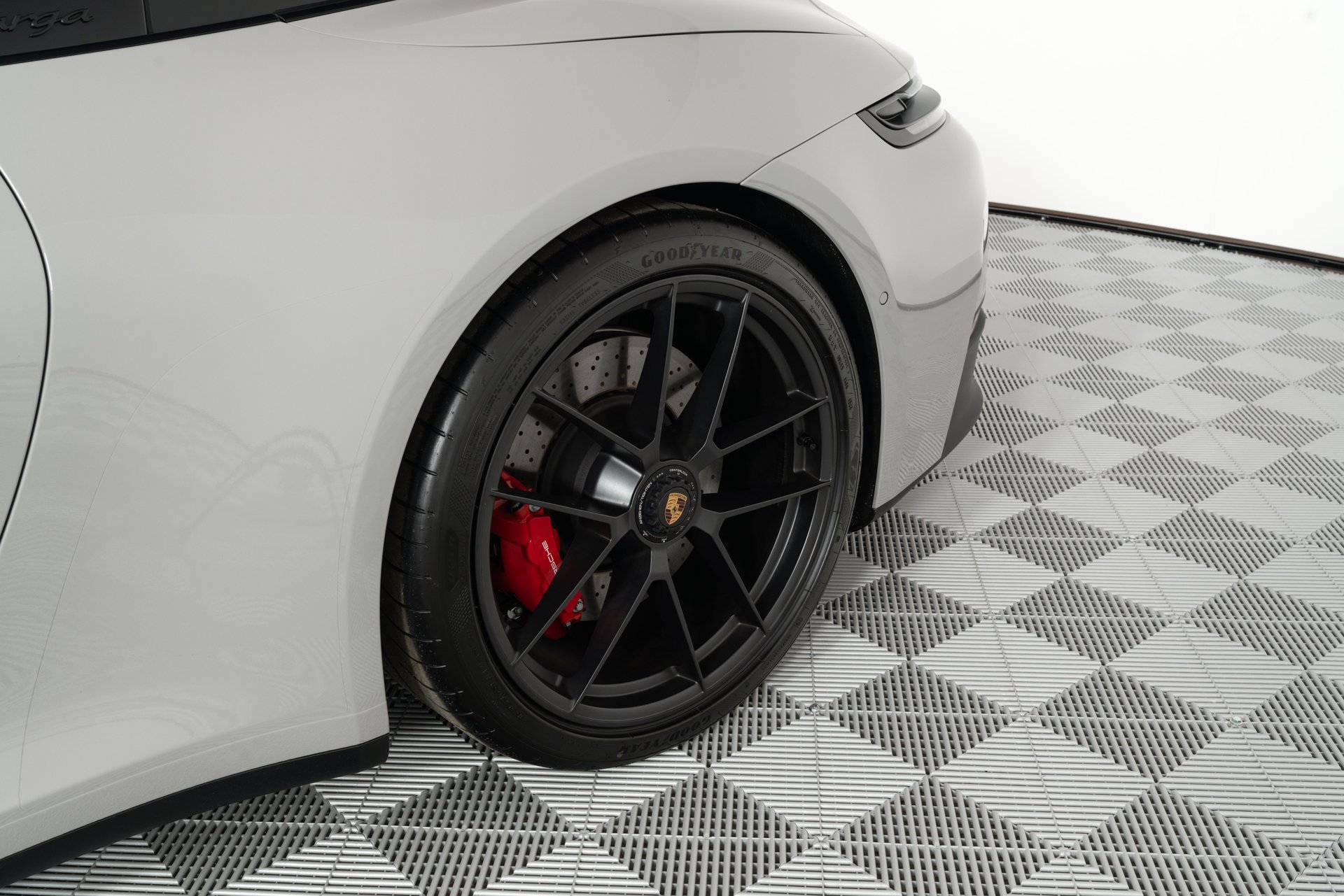 Used 2025 Porsche 911 Targa 4 GTS image 53