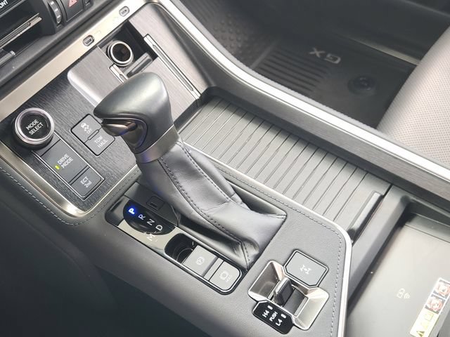 Used 2024 Lexus GX 550 w/ Accessory Package (Z1) AWD/4WD image 18
