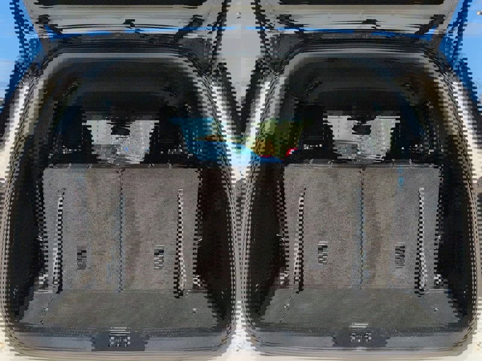 Certified 2023 Ford Explorer XLT w/ Equipment Group 202A image 34