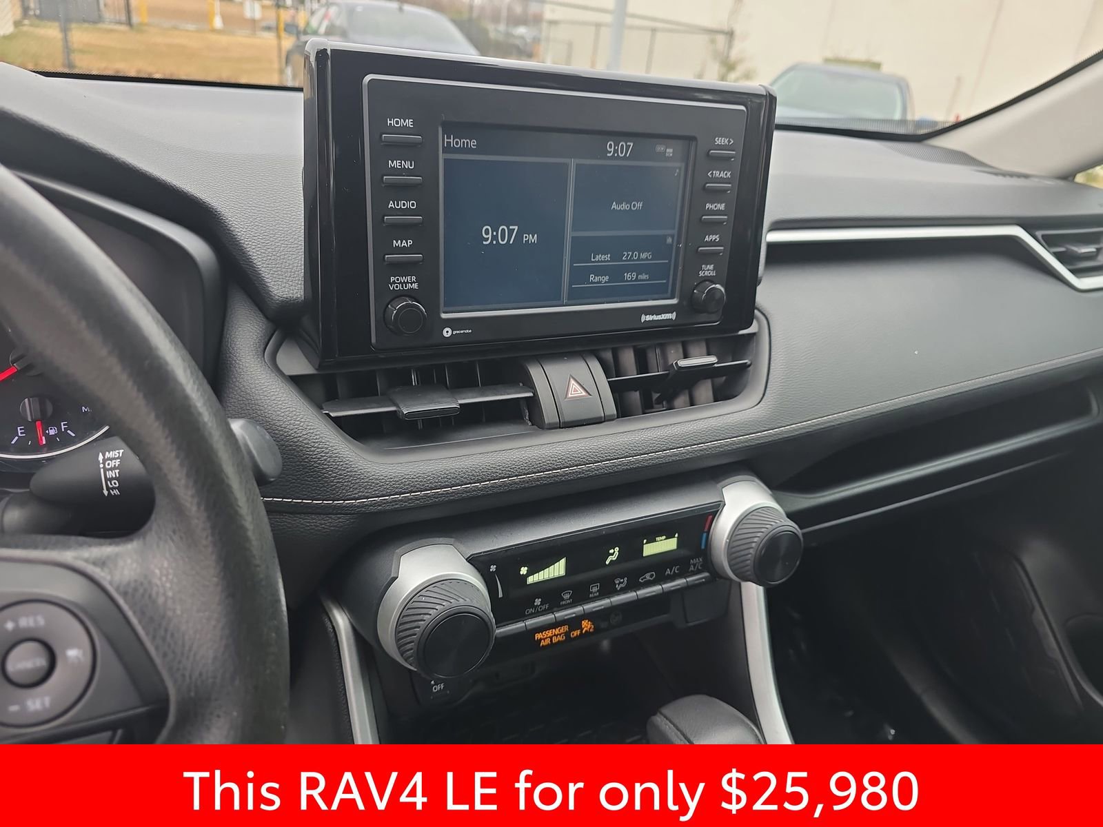 Used 2022 Toyota RAV4 LE image 25