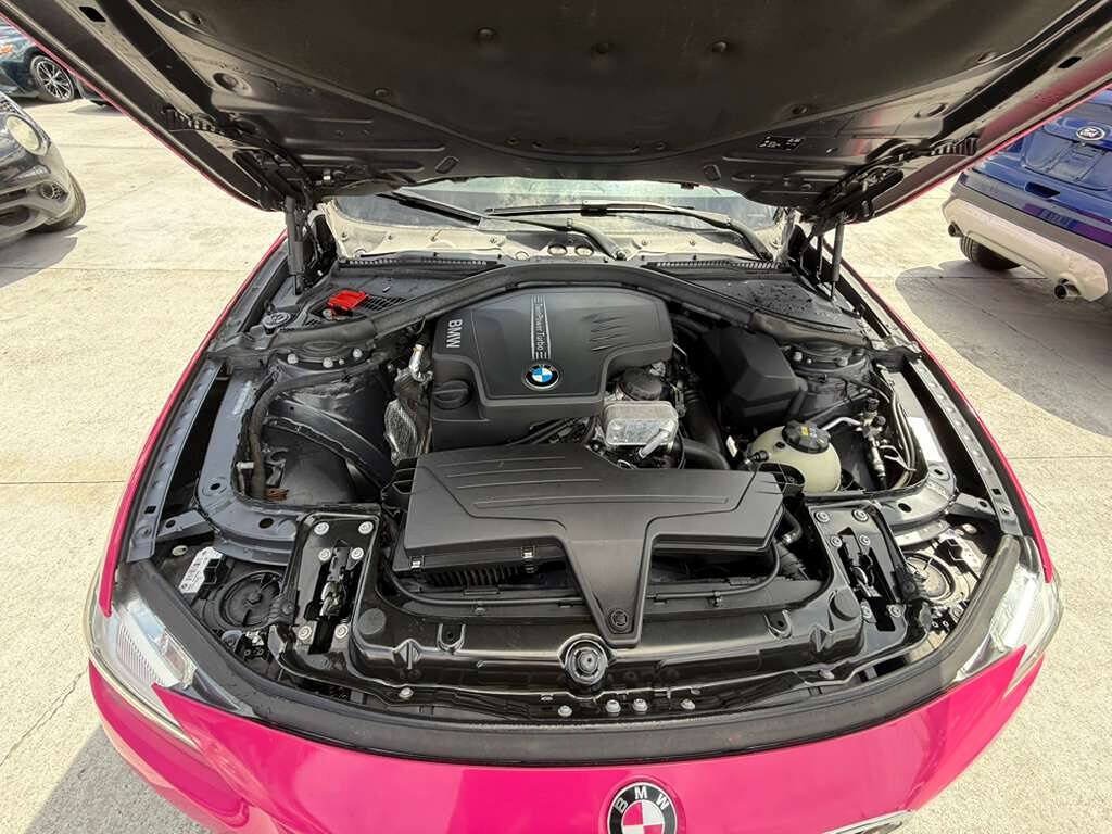 Used 2016 BMW 320i xDrive Sedan AWD/4WD image 9