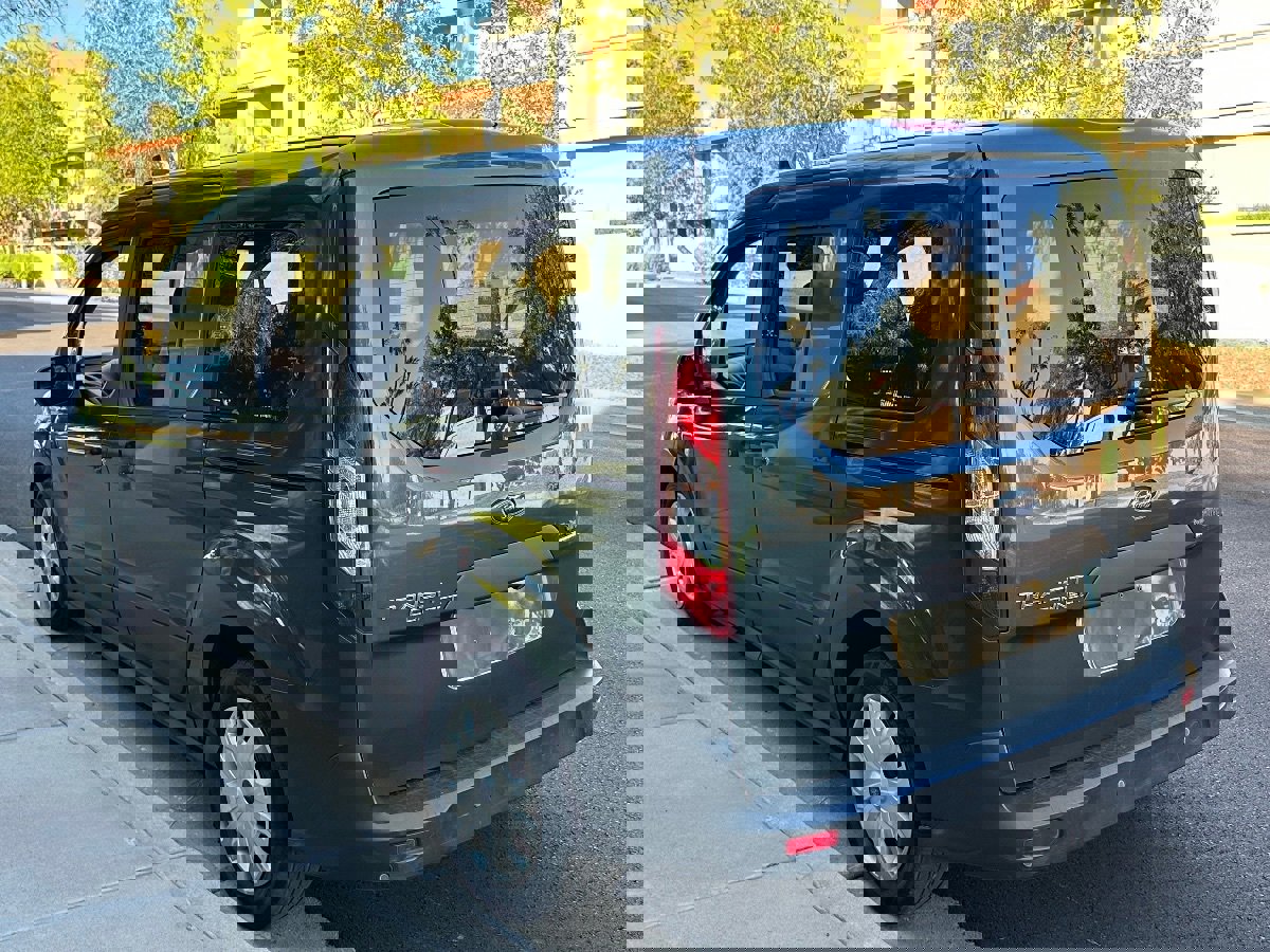 Used 2019 Ford Transit Connect XL image 8