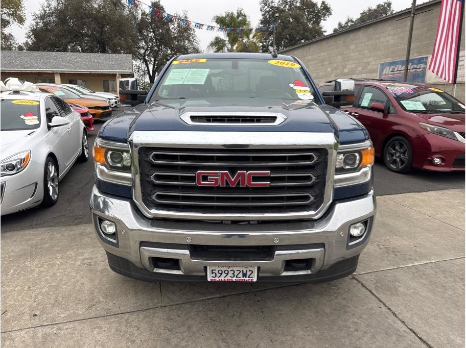 Used 2019 GMC Sierra 2500 SLT w/ Duramax Plus Package AWD/4WD image 2