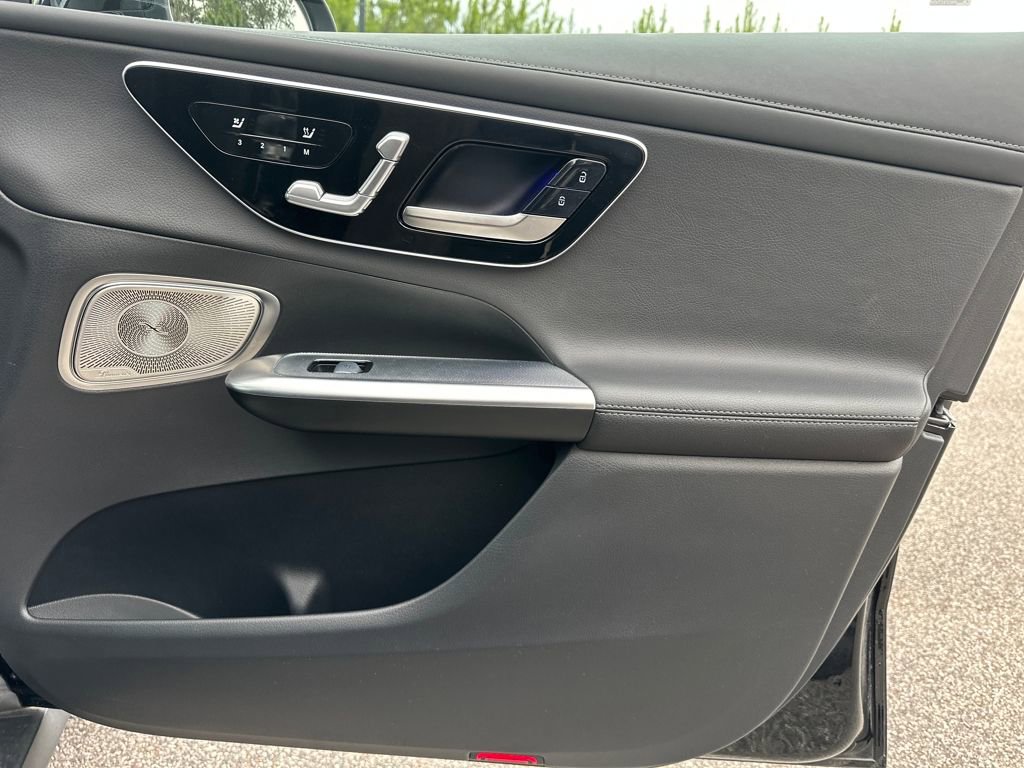 Used 2023 Mercedes-Benz GLC 300 image 36