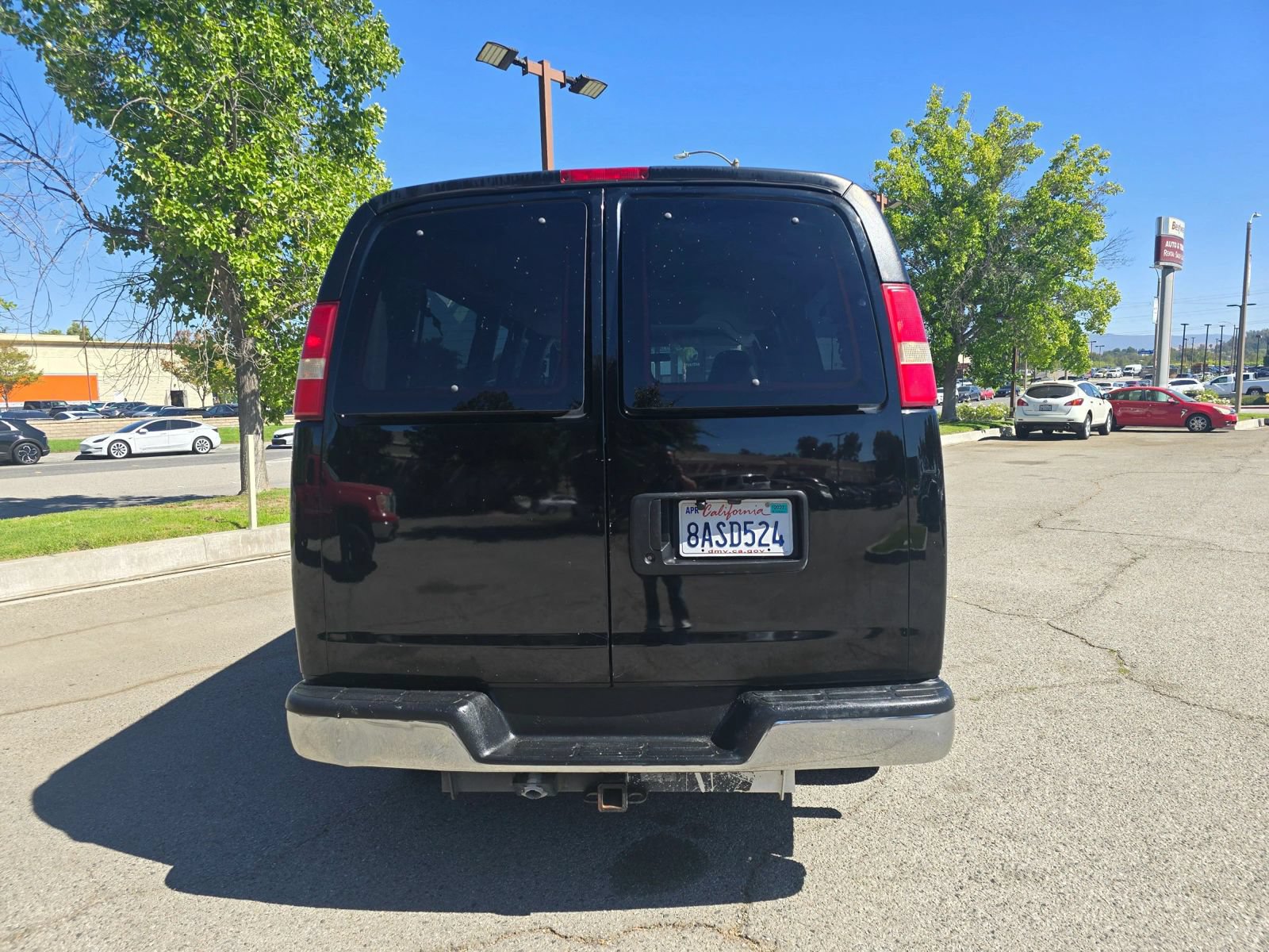 Used 2008 Chevrolet Express 3500 Extended Passenger w/ LT Preferred Equipment Group RWD image 6