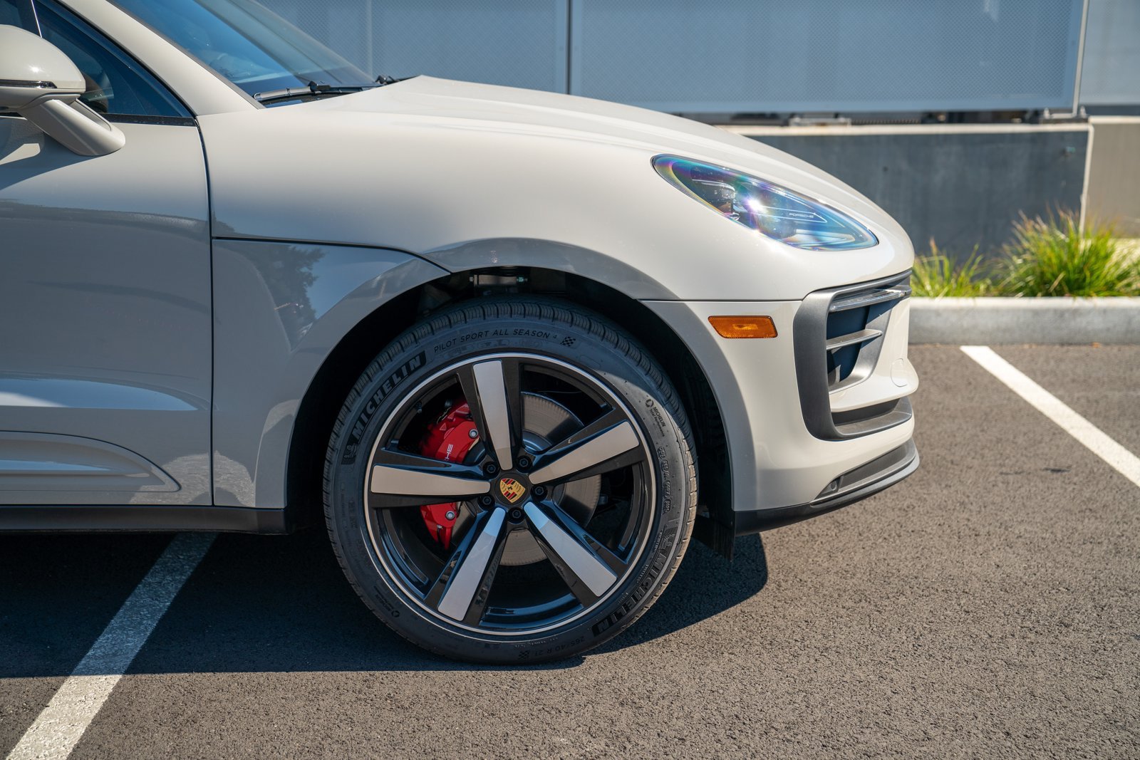 New 2026 Porsche Macan S AWD/4WD image 9