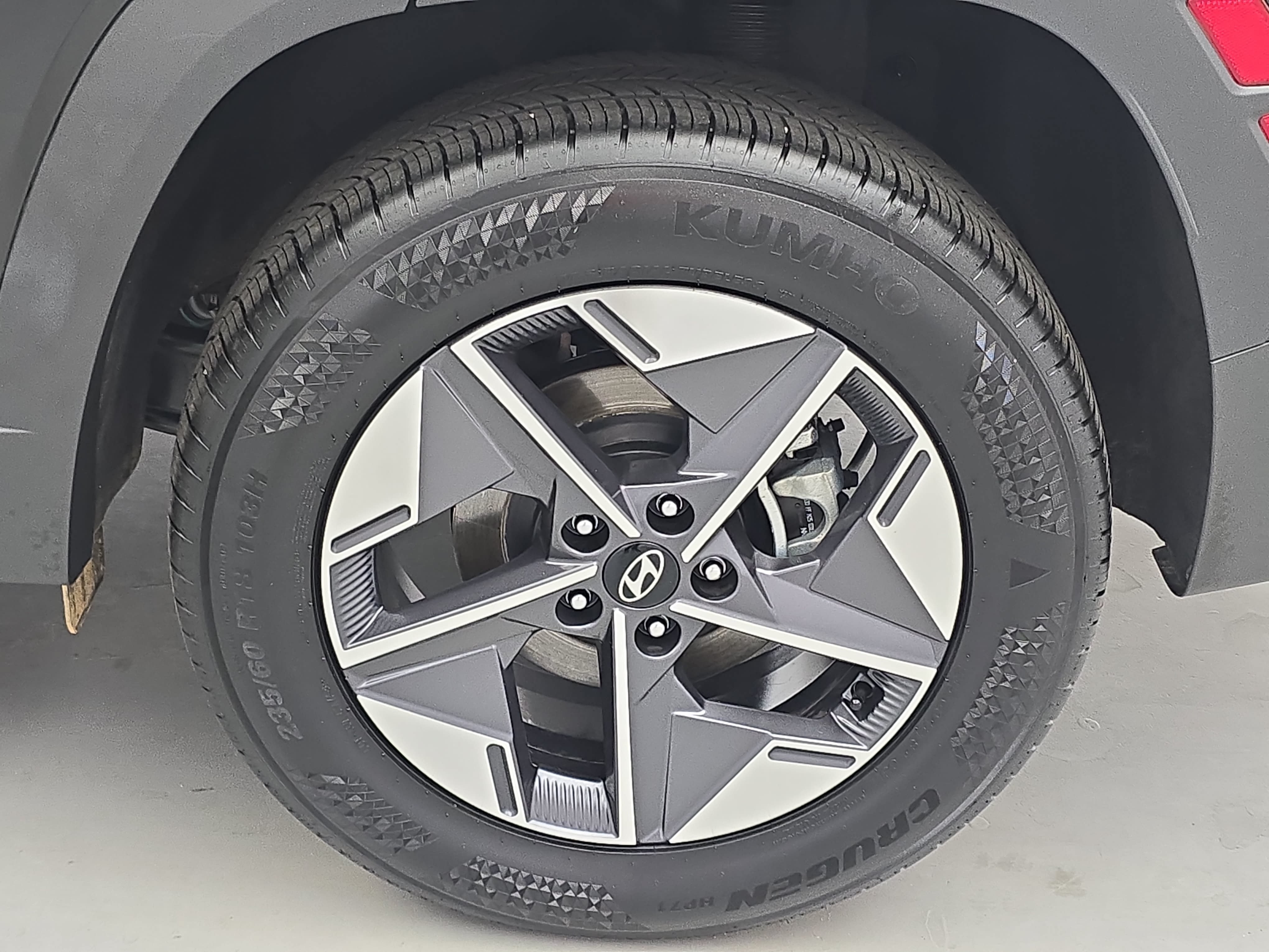Used 2025 Hyundai Tucson SEL AWD/4WD image 33
